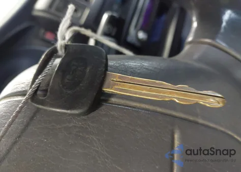 1999 Toyota Tacoma from USA, damaged, VIN 4TAVL52N7XZ419404